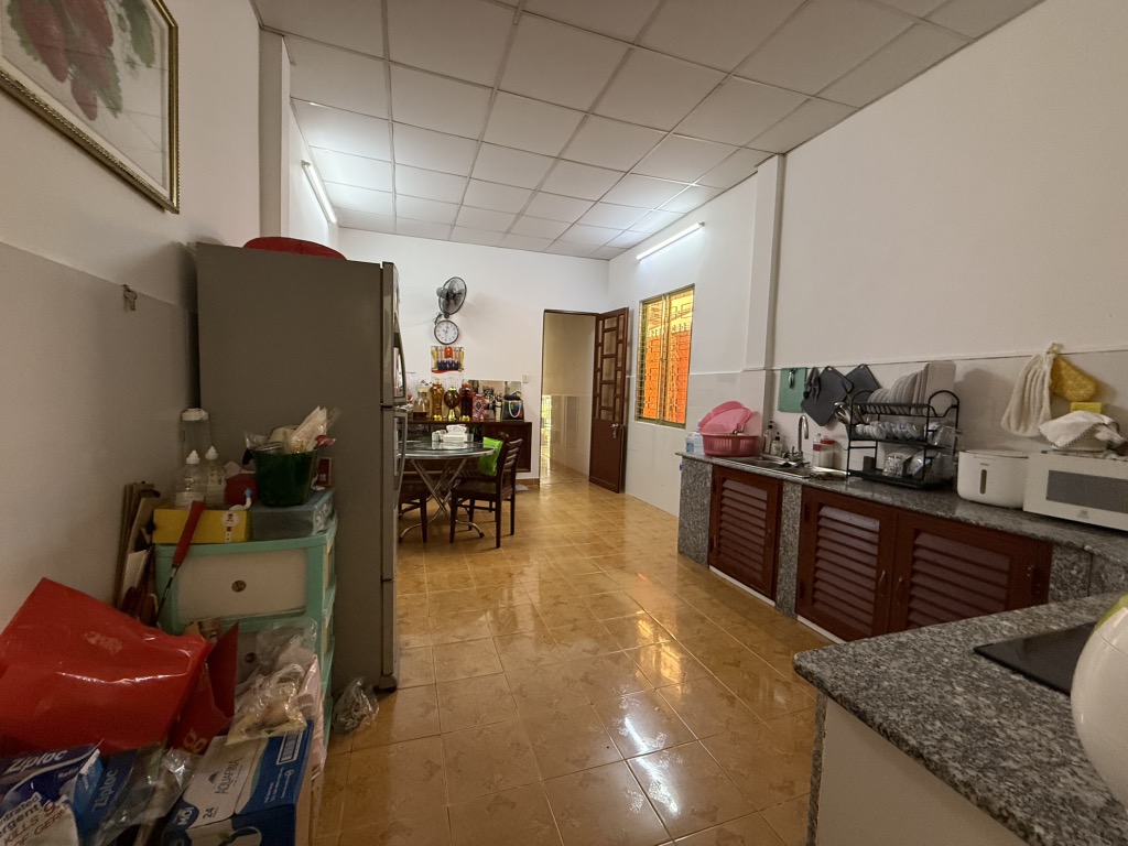 DÃY NHÀ TRỌ 10 CĂN PHÒNG MÔI PHÒNG RỘNG 16M2